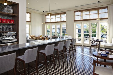 Son Coffee Bar, agr�able et ouvert sur une belle terrasse