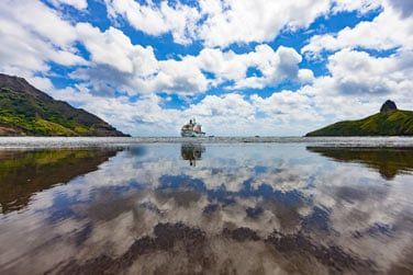 De 14 jours � travers l'archipel des Tuamotus et les 6 �les des Marquises...