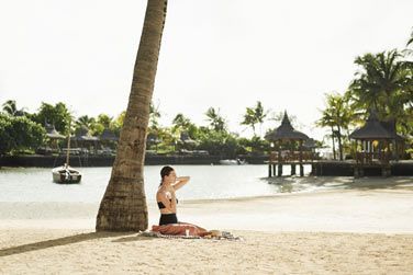 Depuis ses criques intimes, on contemple un des plus beaux panoramas sur les cinq les du nord