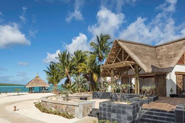 Dcouvrez les 3 restaurants et les 2 bars du Preskil Beach Resort