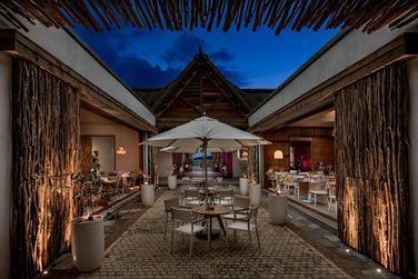 Vivez l'exprience d'un march local et faites appel  vos cinq sens !