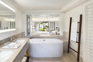 La salle de bain de la Junior Suite Prestige