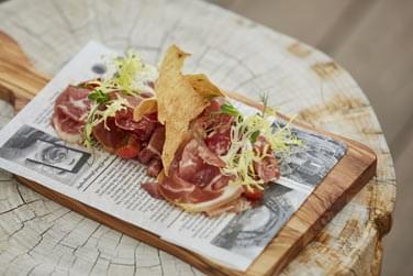 Savourez de dlicieux mets au Beach Rouge