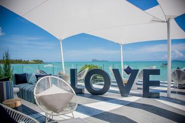 Le restaurant Bodrum : La table Mditerranenne par excellence avec une vue  360 de la mer