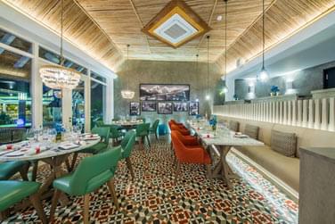 L'intrieur du restaurant Inti