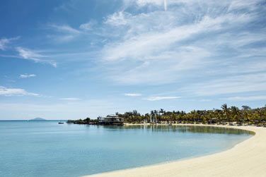 Des criques prserves caresses par le lagon