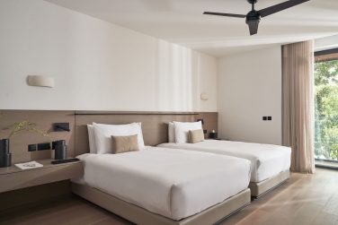 Vue intrieure de la Grand Beach Villa et de ses deux lits King Size