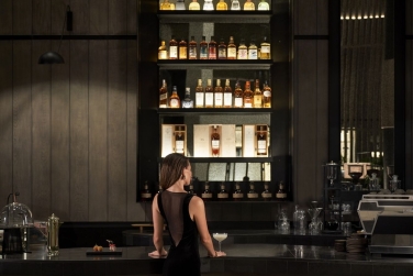 Profitez d'un grand choix de boissons et cocktails au bar du Lux grand baie