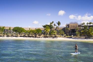 Possibilit de faire du paddle au bord de la plage