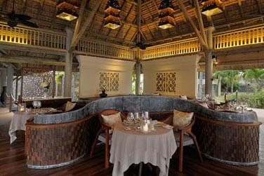 Le restaurant l'Archipel offre une gamme varie de plats gastronomiques