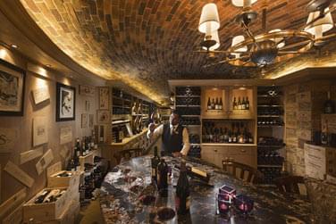 Une nouvelle cave  vins a t cre et est ddie aux vins exclusifs du monde entier