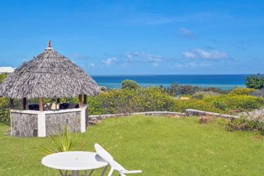 Surplombant la mer et l'immense lagon de Rodrigues