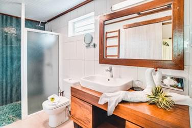 La salle de bain de la chambre Standard