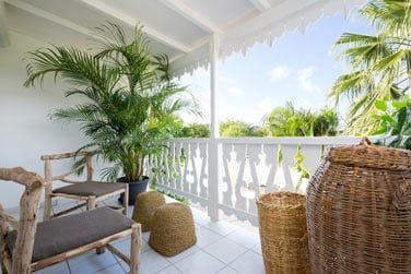 La terrasse confortablement amnage