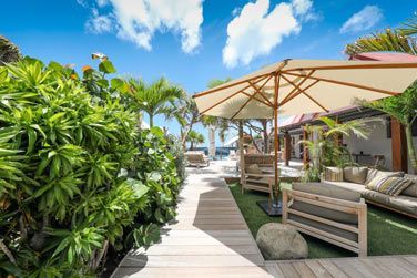 Flnez et dtendez-vous sur cette terrasse