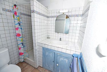 La salle de bain des bungalows F2