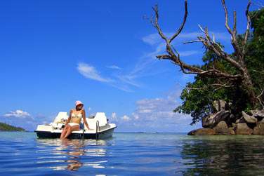 et l'ocan Indien, avec, en prime, les exceptionnels couchers de soleil seychellois.