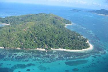 A 10 minutes de bateau de Mah aux Seychelles