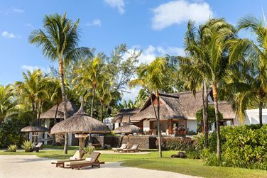 La plage prive de la La piscine prive de la Villa Plage Shangri-La 3 chambres