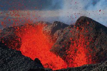 Le Volcan en ruption