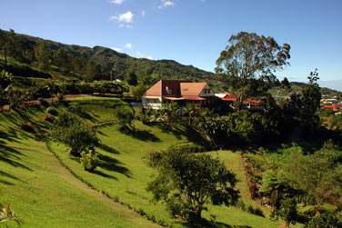 Le petit villages des avirons