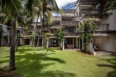 Christopher Laurenz  Beachcomber Resorts & Hotels