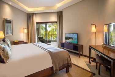 Christopher Laurenz  Beachcomber Resorts & Hotels