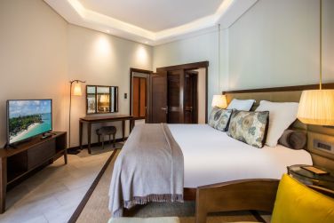 Christopher Laurenz  Beachcomber Resorts & Hotels