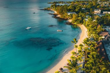 Johann Vandenhecke  Beachcomber Resorts & Hotels