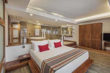 Jean Bernard Adoue  Beachcomber Resorts & Hotels