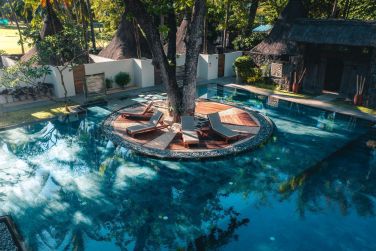 Johan Vandenhecke  Beachcomber Resorts & Hotels