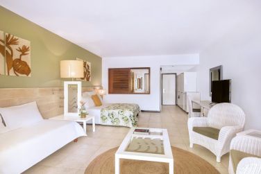 Jean Bernard Adoue  Beachcomber Resorts & Hotels