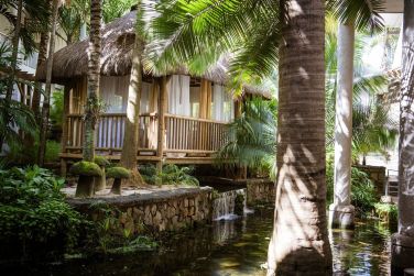 A.ISSOCK  Beachcomber Resorts & Hotels