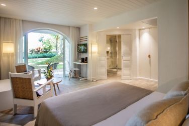 Christopher Laurenz  Beachcomber Resorts