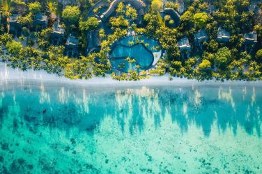 Johann Vandenhecke  Beachcomber Resorts & Hotels