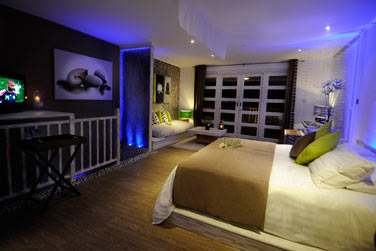 Le style est frais, lumineux