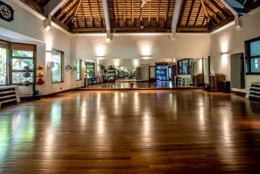 Christopher Laurenz  Beachcomber Resorts & Hotels