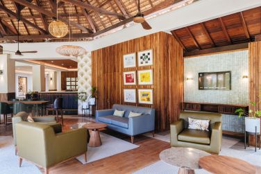 Eric Lee  Beachcomber Resorts & Hotels