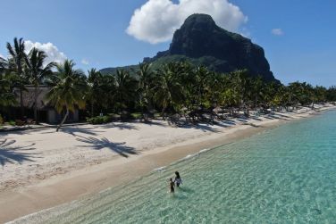 Meryl Denis  Beachcomber Resorts & Hotels