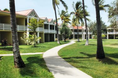 Les chambres sont rparties dans des btiments de style croles