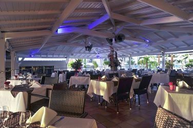 La salle du restaurant Les Voiles en journe