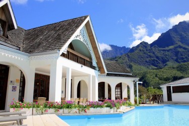 Le Vieux Cep en plein c�ur du cirque de Cilaos