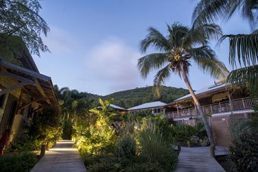 Le French Coco est situ sur la presqu'le de la Caravelle, une rserve naturelle