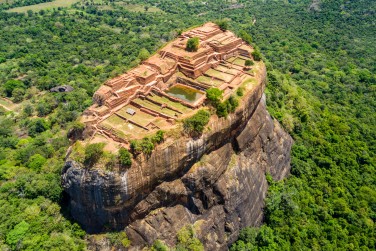 Le fameux rocher du lion � Sigiriya