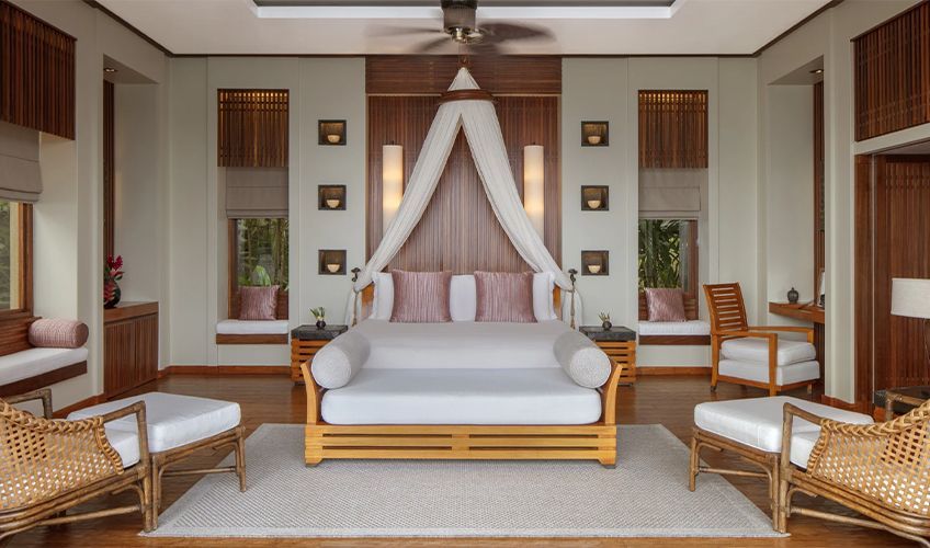 intérieur de la chambre d'une villa à l'hôtel Anantara Maïa