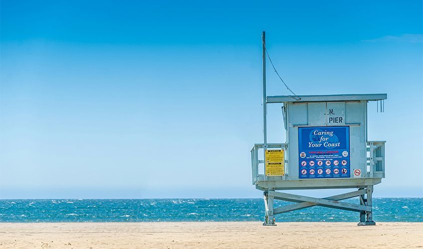 cabane de sauveteurs sur la plage de Miami en Floride