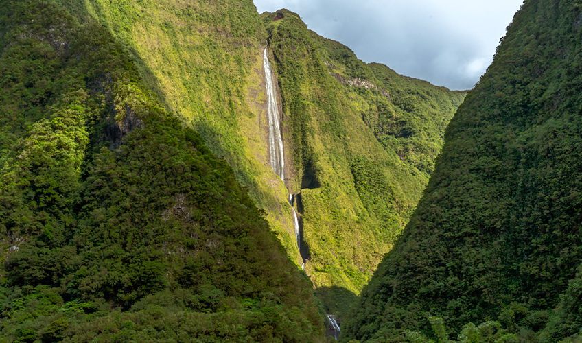 cascade dans le cirque de Salazie à la Réunion