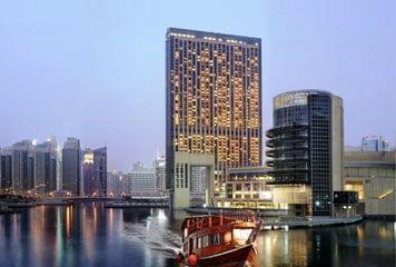 Une croisière en abra sur la crique de Dubaï Croisière sur la crique de Dubai