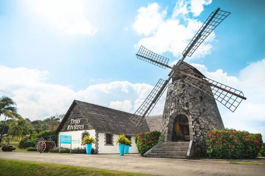 moulin de la distillerie Trois Rivieres en Martinique