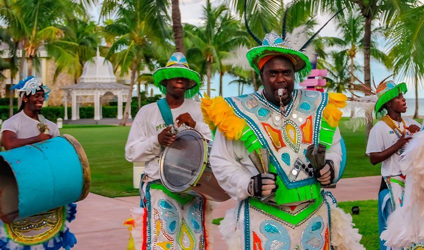 Défilé Junkanoo festival aux Bahamas